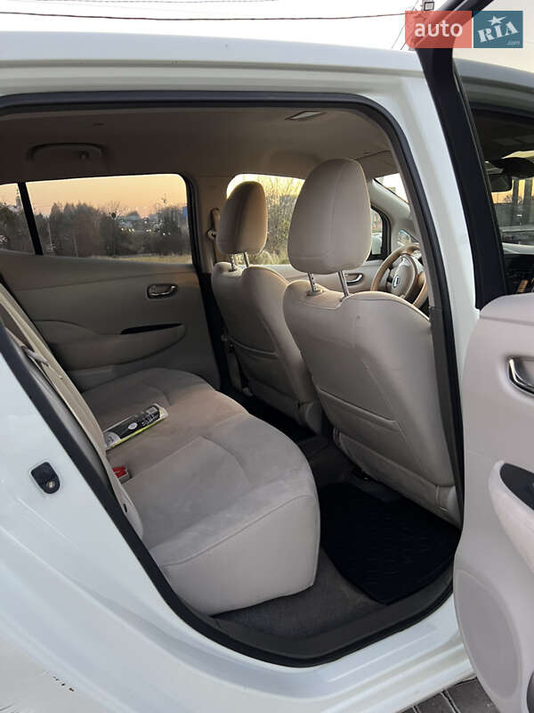 Хетчбек Nissan Leaf 2012 в Львові