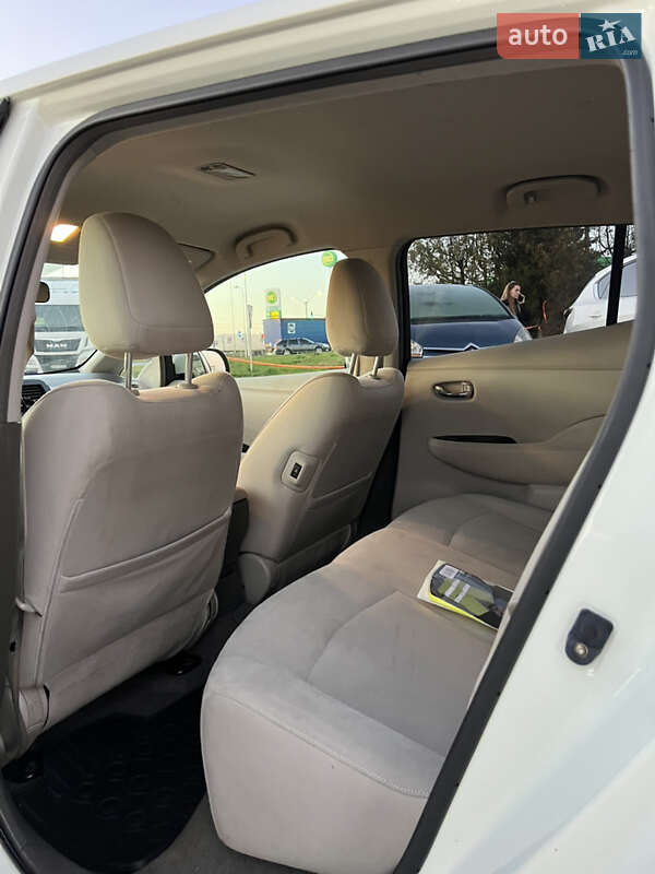 Хетчбек Nissan Leaf 2012 в Львові