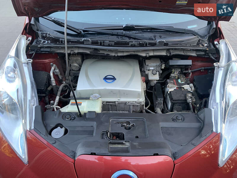 Хэтчбек Nissan Leaf 2014 в Днепре фото 22 Хэтчбек Nissan Leaf 2014 в Днепре