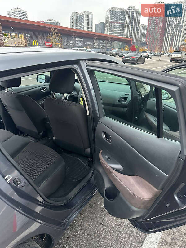 Хэтчбек Nissan Leaf 2013 в Киеве фото 6 Хэтчбек Nissan Leaf 2013 в Киеве