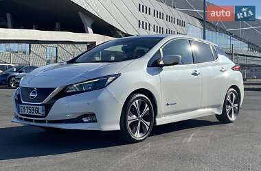 Хетчбек Nissan Leaf 2018 в Львові