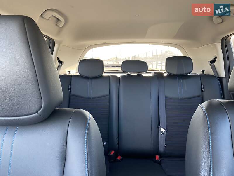 Хетчбек Nissan Leaf 2018 в Львові