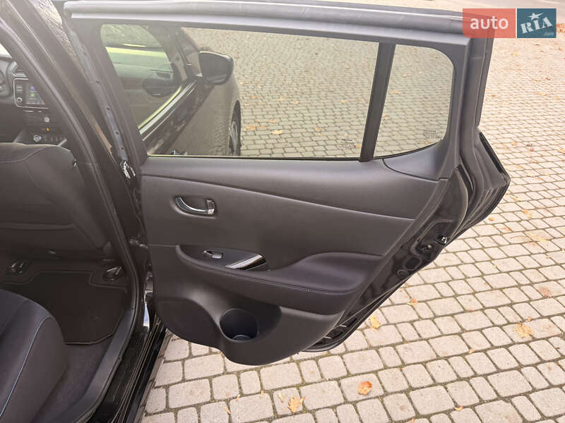 Хэтчбек Nissan Leaf 2020 в Львове фото 15 Хэтчбек Nissan Leaf 2020 в Львове