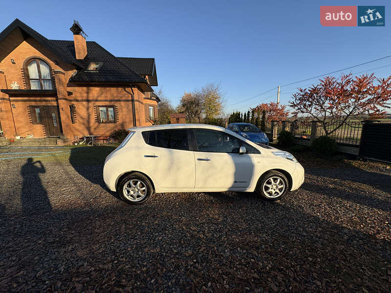 Хэтчбек Nissan Leaf 2014 в Луцке фото 15 Хэтчбек Nissan Leaf 2014 в Луцке