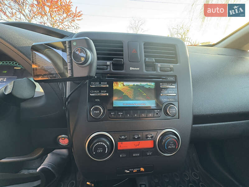 Хэтчбек Nissan Leaf 2015 в Луцке фото 23 Хэтчбек Nissan Leaf 2015 в Луцке