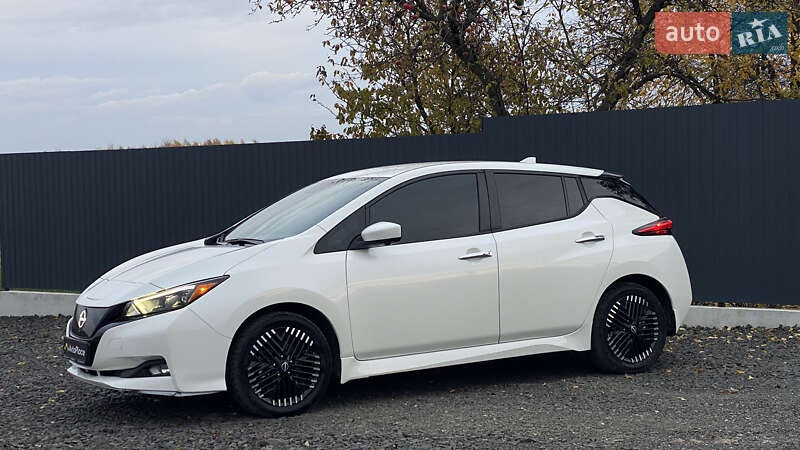 Хэтчбек Nissan Leaf 2023 в Луцке