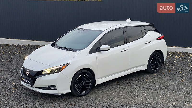 Хэтчбек Nissan Leaf 2023 в Луцке