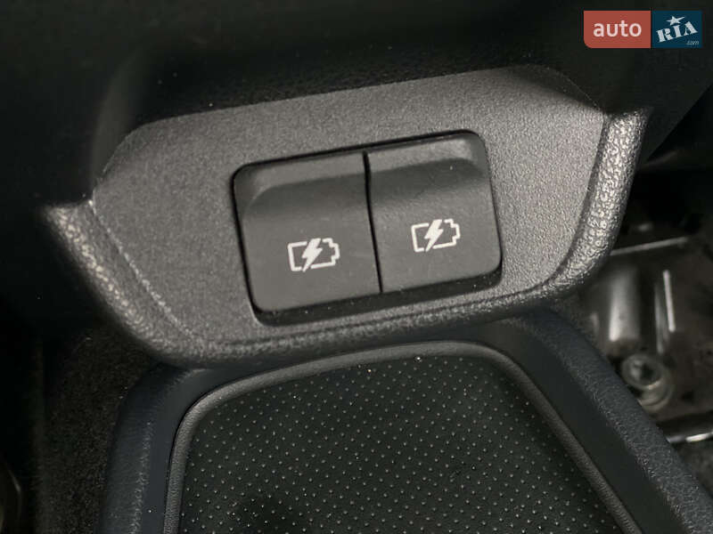 Хэтчбек Nissan Leaf 2023 в Луцке