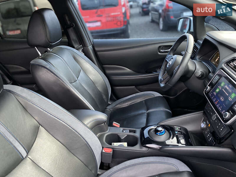 Хэтчбек Nissan Leaf 2023 в Луцке