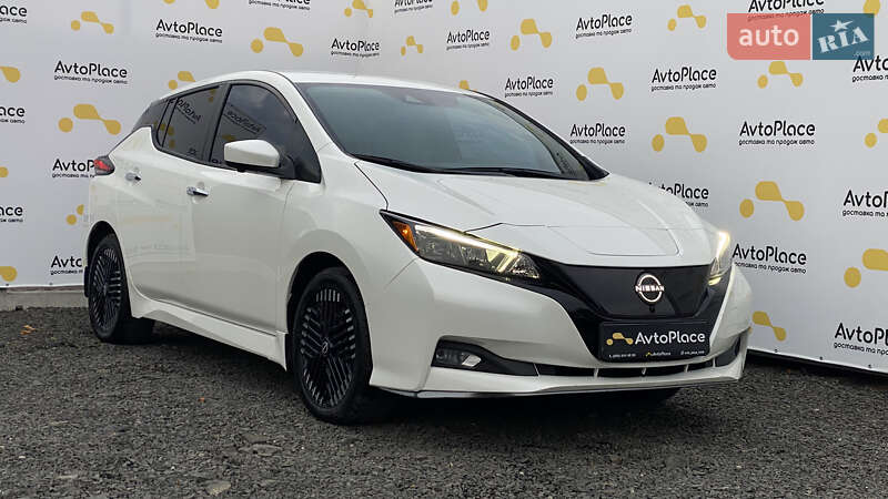 Хэтчбек Nissan Leaf 2023 в Луцке