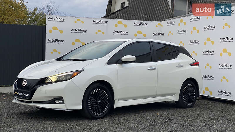 Хэтчбек Nissan Leaf 2023 в Луцке