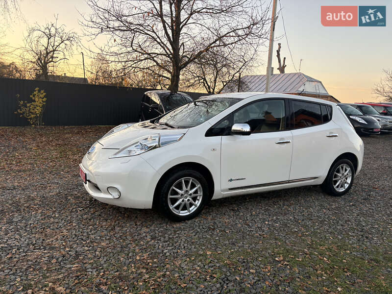Хэтчбек Nissan Leaf 2014 в Луцке фото 10 Хэтчбек Nissan Leaf 2014 в Луцке