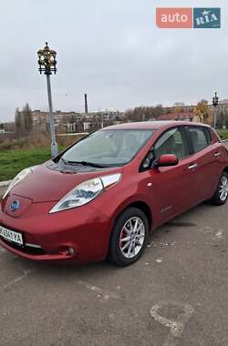 Хэтчбек Nissan Leaf 2011 в Ровно