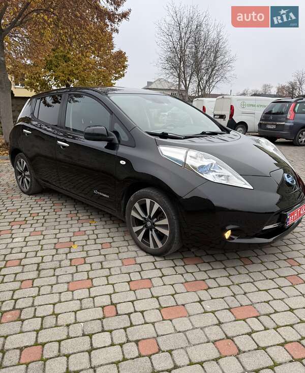 Хэтчбек Nissan Leaf 2013 в Тернополе