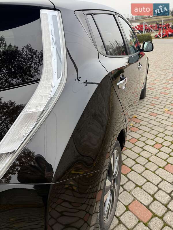 Хэтчбек Nissan Leaf 2013 в Тернополе