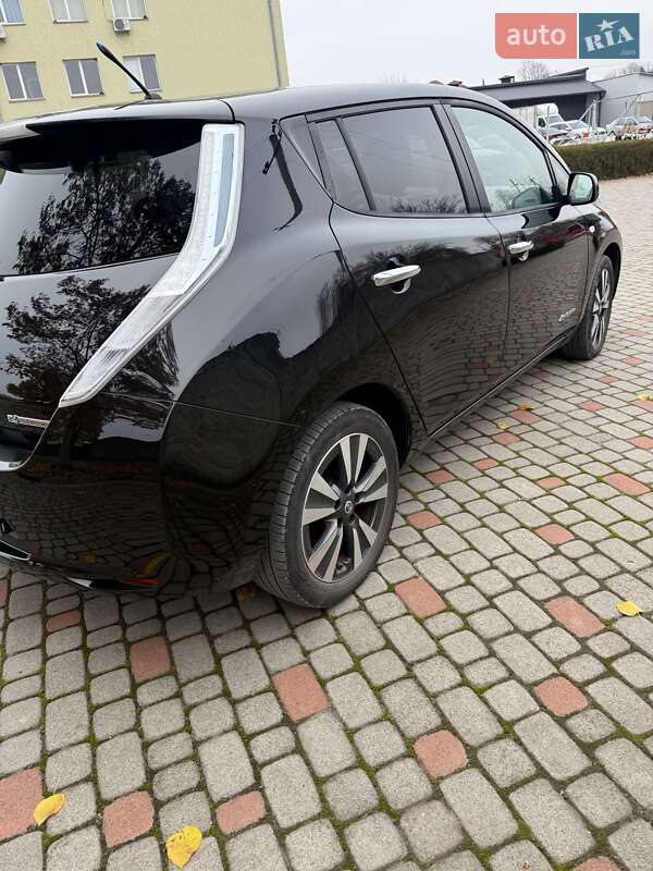 Хэтчбек Nissan Leaf 2013 в Тернополе