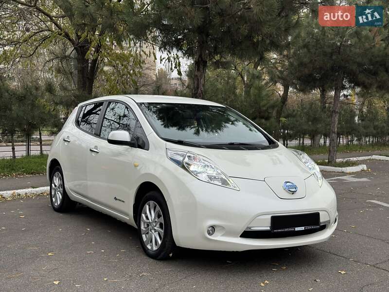 Хэтчбек Nissan Leaf 2016 в Одессе фото 5 Хэтчбек Nissan Leaf 2016 в Одессе