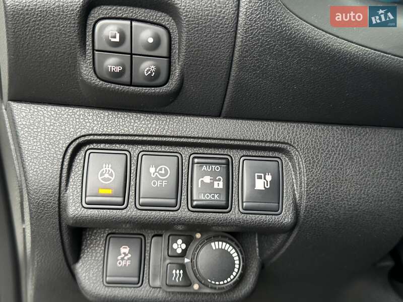 Хэтчбек Nissan Leaf 2016 в Одессе фото 20 Хэтчбек Nissan Leaf 2016 в Одессе