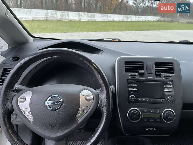 Хэтчбек Nissan Leaf 2015 в Луцке фото 18 Хэтчбек Nissan Leaf 2015 в Луцке