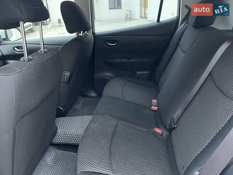 Хэтчбек Nissan Leaf 2015 в Луцке фото 24 Хэтчбек Nissan Leaf 2015 в Луцке