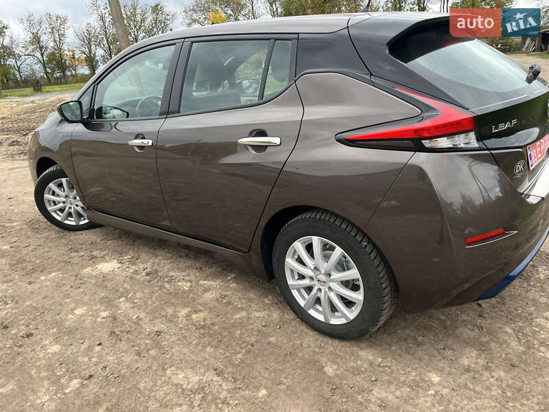 Хэтчбек Nissan Leaf 2021 в Бродах фото 71 Хэтчбек Nissan Leaf 2021 в Бродах