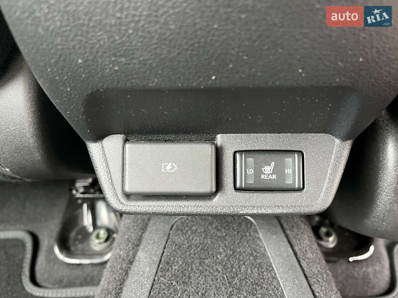 Хэтчбек Nissan Leaf 2021 в Бродах фото 95 Хэтчбек Nissan Leaf 2021 в Бродах