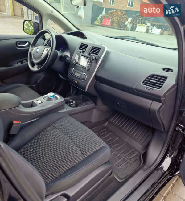 Хэтчбек Nissan Leaf 2014 в Киеве фото 2 Хэтчбек Nissan Leaf 2014 в Киеве