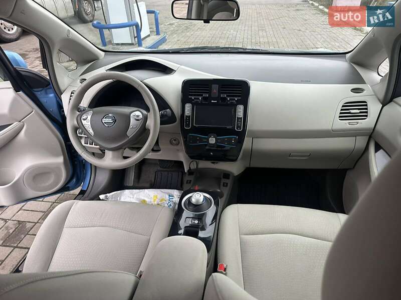 Хетчбек Nissan Leaf 2013 в Прилуках фото 12 Хетчбек Nissan Leaf 2013 в Прилуках