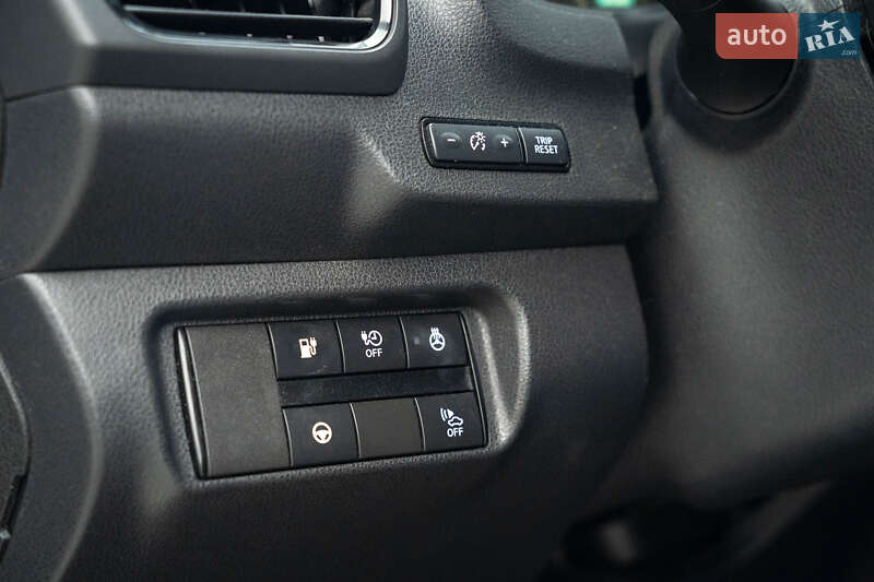 Хэтчбек Nissan Leaf 2018 в Черновцах