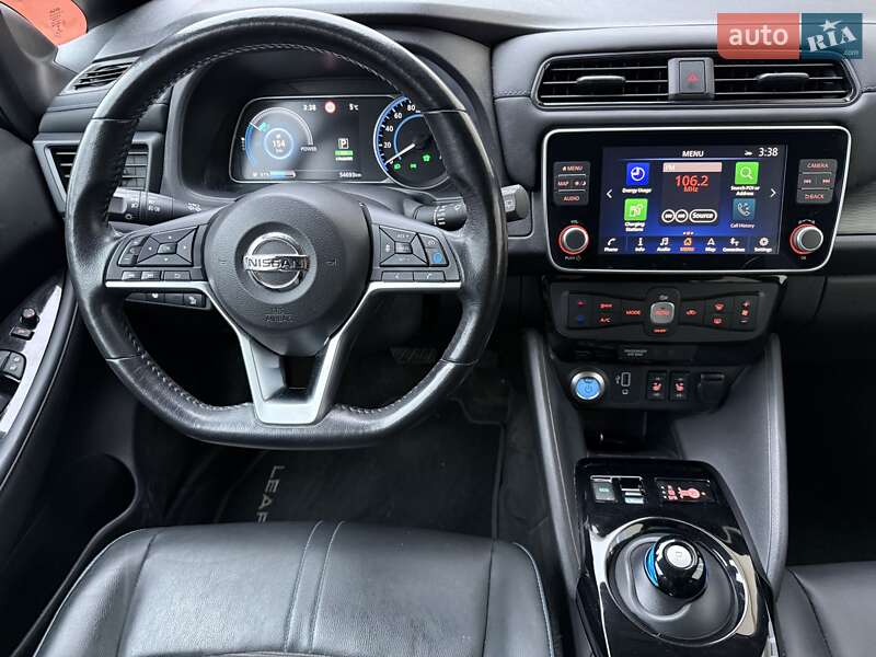 Хэтчбек Nissan Leaf 2020 в Долине