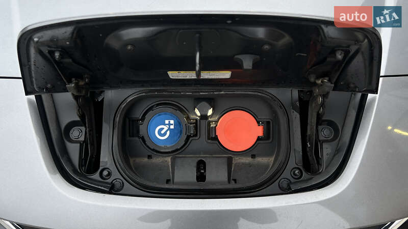 Хэтчбек Nissan Leaf 2020 в Луцке фото 34 Хэтчбек Nissan Leaf 2020 в Луцке