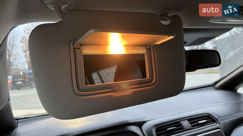 Хэтчбек Nissan Leaf 2020 в Луцке фото 104 Хэтчбек Nissan Leaf 2020 в Луцке