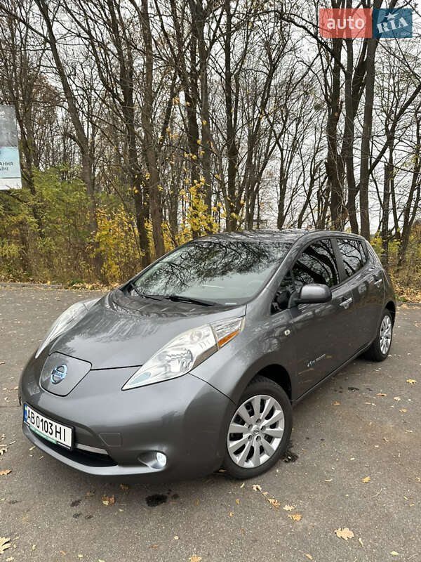 Хетчбек Nissan Leaf 2016 в Вінниці