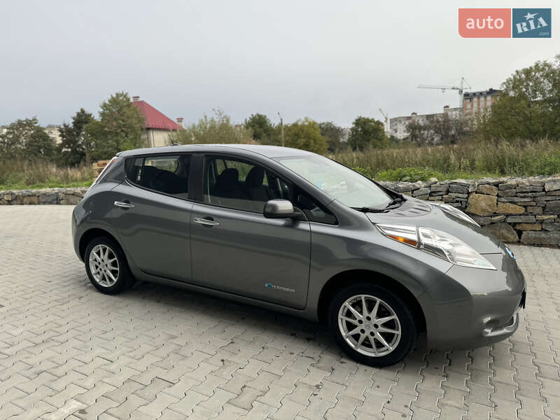Хэтчбек Nissan Leaf 2015 в Калуше фото 7 Хэтчбек Nissan Leaf 2015 в Калуше