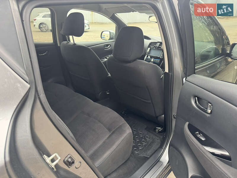 Хэтчбек Nissan Leaf 2014 в Львове фото 9 Хэтчбек Nissan Leaf 2014 в Львове