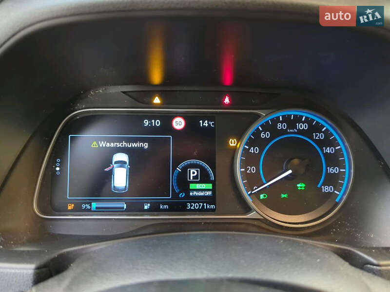 Хэтчбек Nissan Leaf 2021 в Староконстантинове