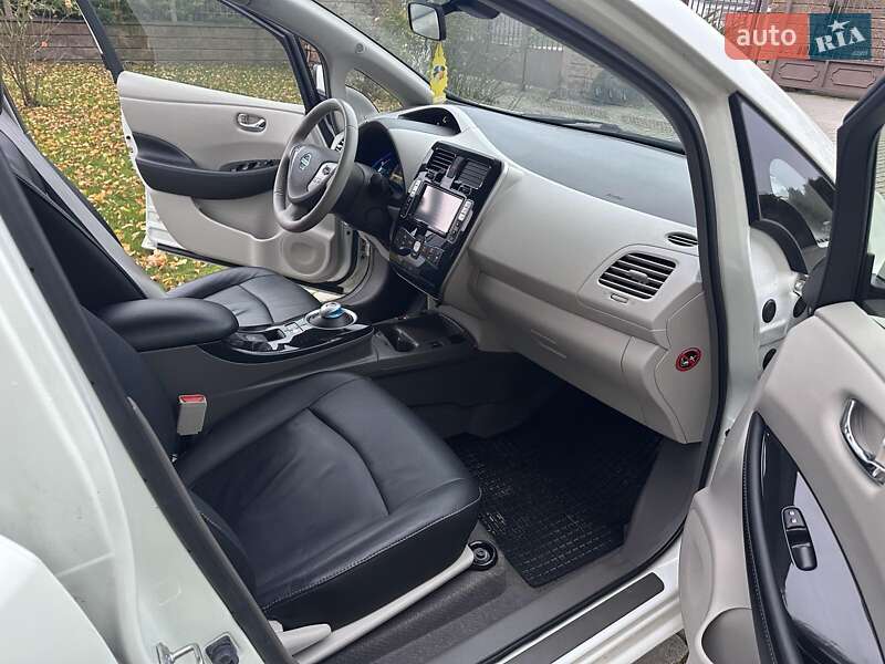Хэтчбек Nissan Leaf 2013 в Кременце фото 14 Хэтчбек Nissan Leaf 2013 в Кременце