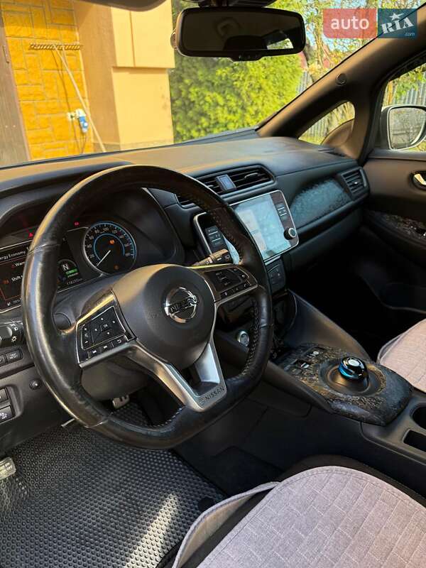 Хэтчбек Nissan Leaf 2019 в Ужгороде фото 17 Хэтчбек Nissan Leaf 2019 в Ужгороде