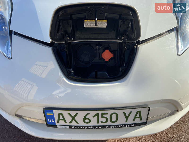 Хэтчбек Nissan Leaf 2014 в Харькове