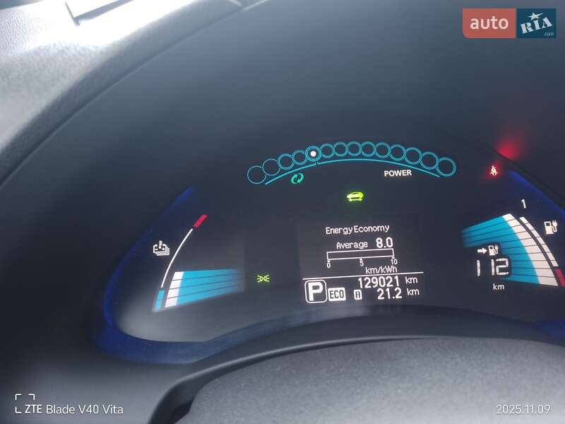 Хэтчбек Nissan Leaf 2013 в Сумах