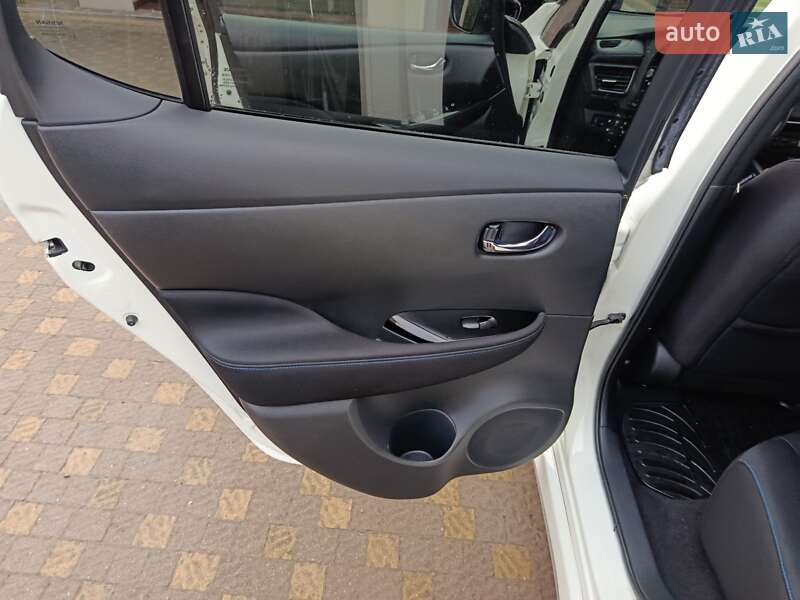 Хэтчбек Nissan Leaf 2020 в Львове фото 14 Хэтчбек Nissan Leaf 2020 в Львове