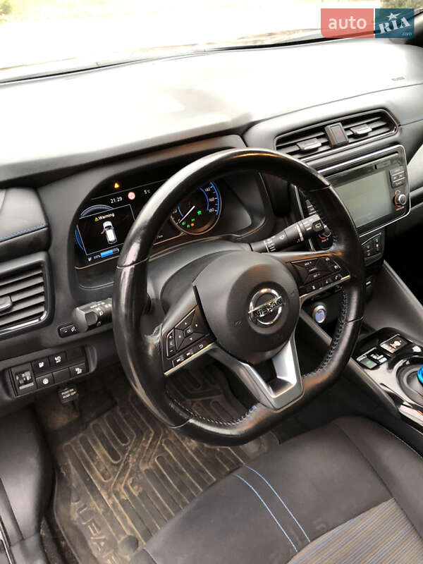 Хэтчбек Nissan Leaf 2018 в Харькове фото 12 Хэтчбек Nissan Leaf 2018 в Харькове
