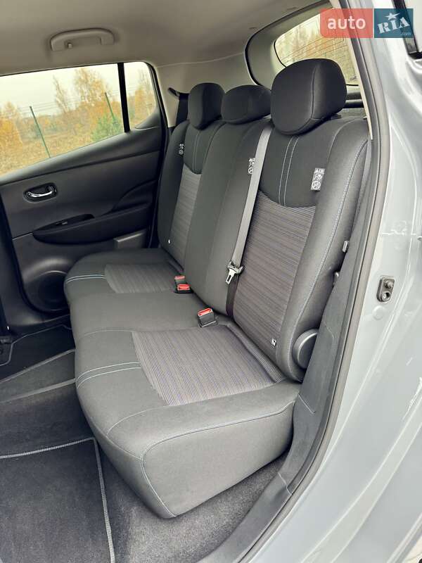 Хэтчбек Nissan Leaf 2022 в Ровно