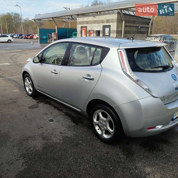 Хэтчбек Nissan Leaf 2011 в Харькове фото 8 Хэтчбек Nissan Leaf 2011 в Харькове