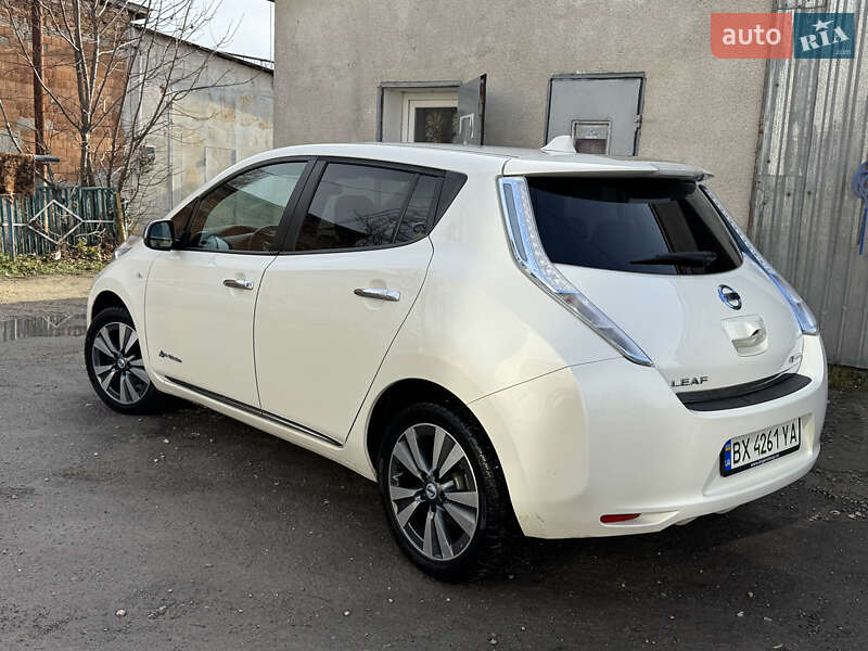 Хэтчбек Nissan Leaf 2014 в Волочиске фото 9 Хэтчбек Nissan Leaf 2014 в Волочиске