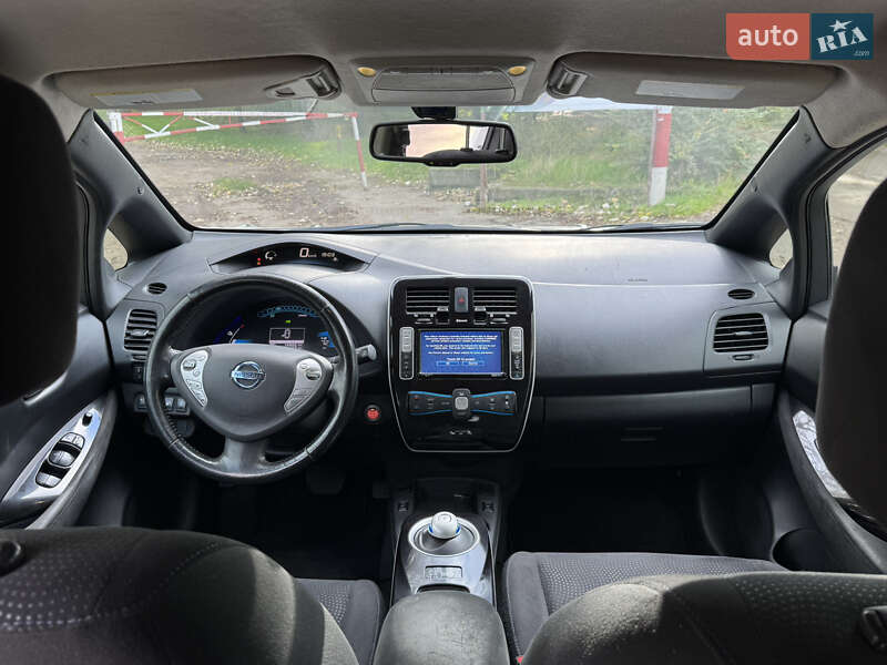 Хэтчбек Nissan Leaf 2013 в Одессе