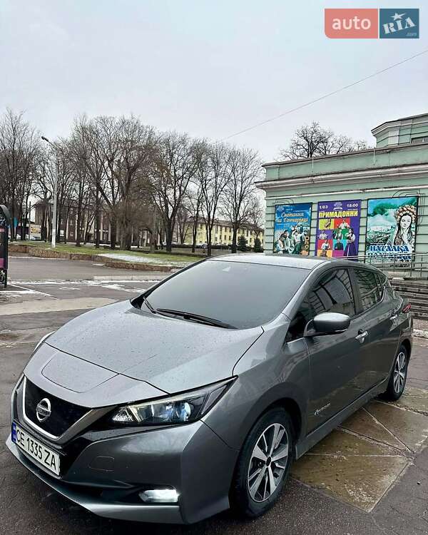 Хетчбек Nissan Leaf 2018 в Львові