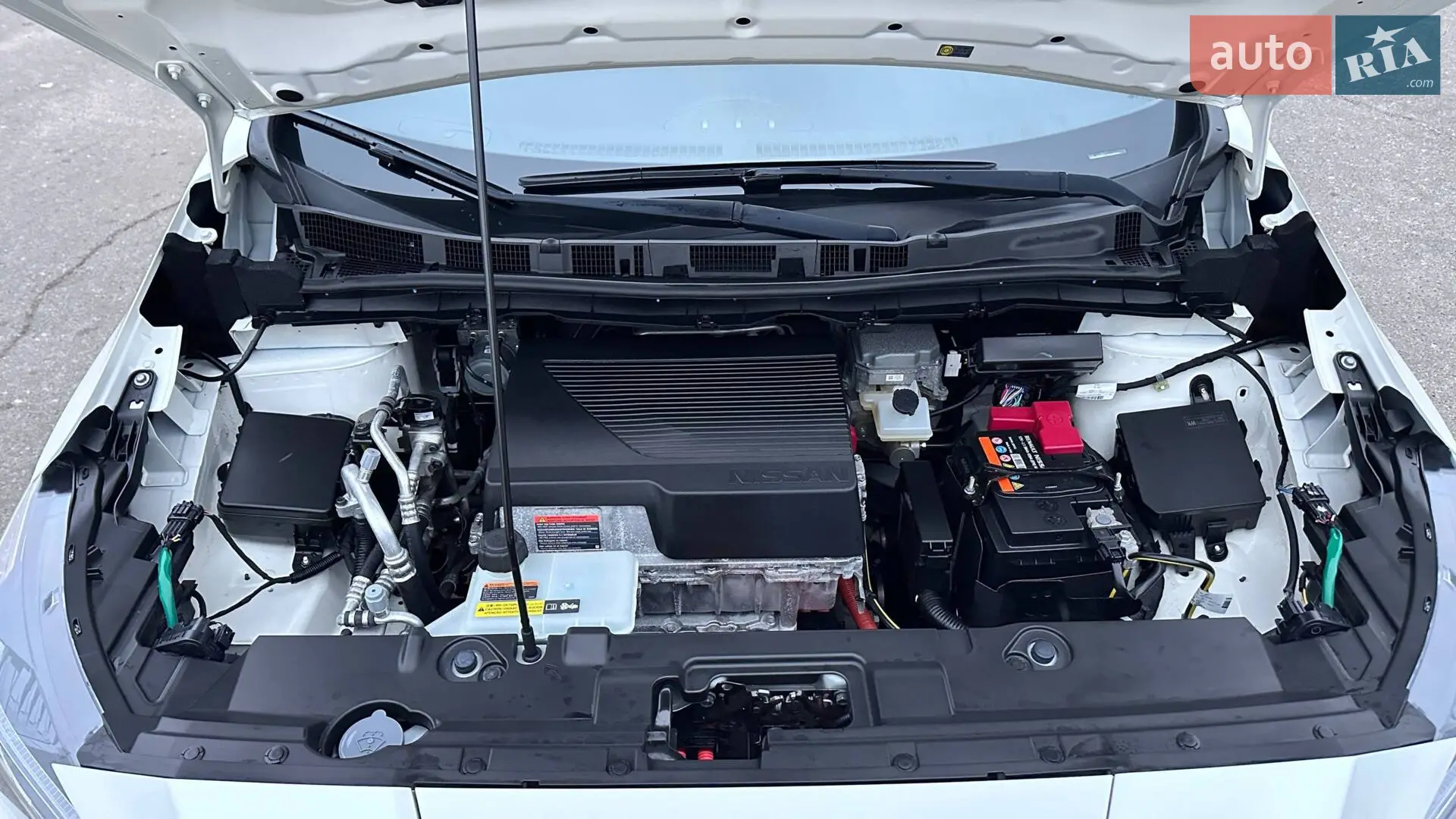 2020 Nissan Leaf - мініатюра 32