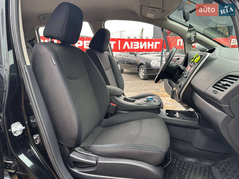 Хэтчбек Nissan Leaf 2014 в Днепре