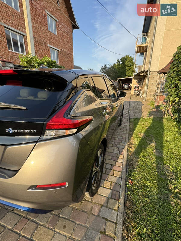 Хэтчбек Nissan Leaf 2019 в Ивано-Франковске